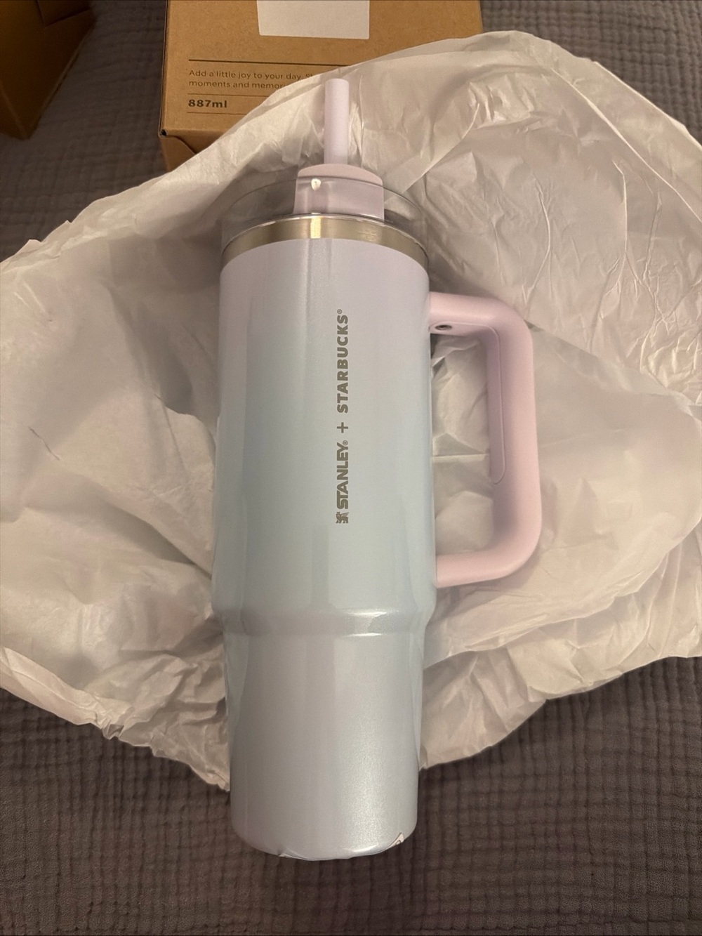 Starbucks Korea Stanley New Year Dreaming Aurora Quencher 30oz Tumbler - BNIB